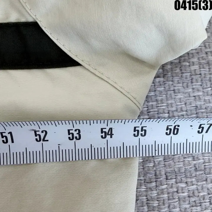 [BUNJANG] TBJ Ivory Windbreaker Jacket (95) / 95 TBJ 아이보리 바람막이 점퍼 0415(3)