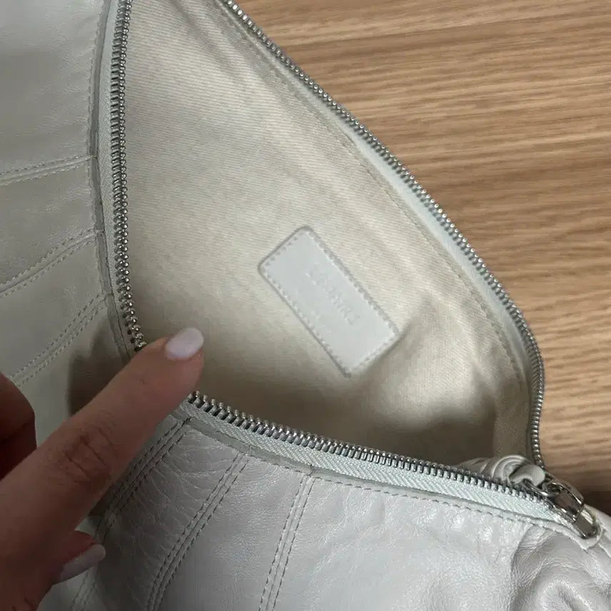 [BUNJANG] Lemaire Croissant Bag Small Pelican Grey Shoulder Bag / 르메르 크루아상 범백 펠리칸그레이 스몰