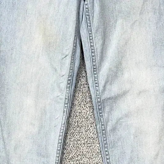 [BUNJANG] Calvin Klein Light Wash Casual Jeans W26 / 캘빈클라인 연청 캐주얼 청바지 W26