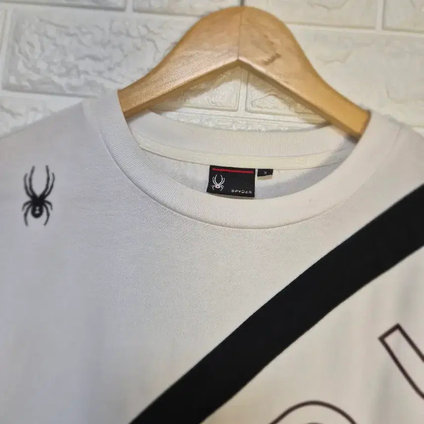 [BUNJANG] Spider White Short Sleeve T-shirt / 스파이더 화이트 반팔티