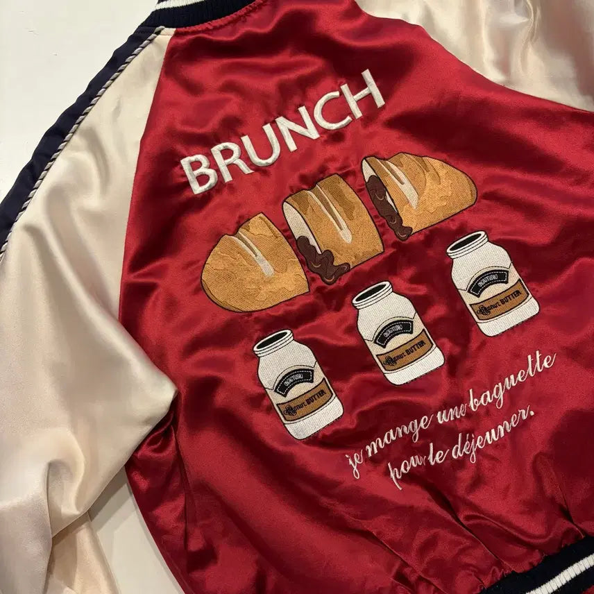 [BUNJANG] OiOi Brunch Butter Embroidery Souvenir Jacket / [M] 오아이오아이 브런치 버터 자수 스카쟌 집업 자켓 D726