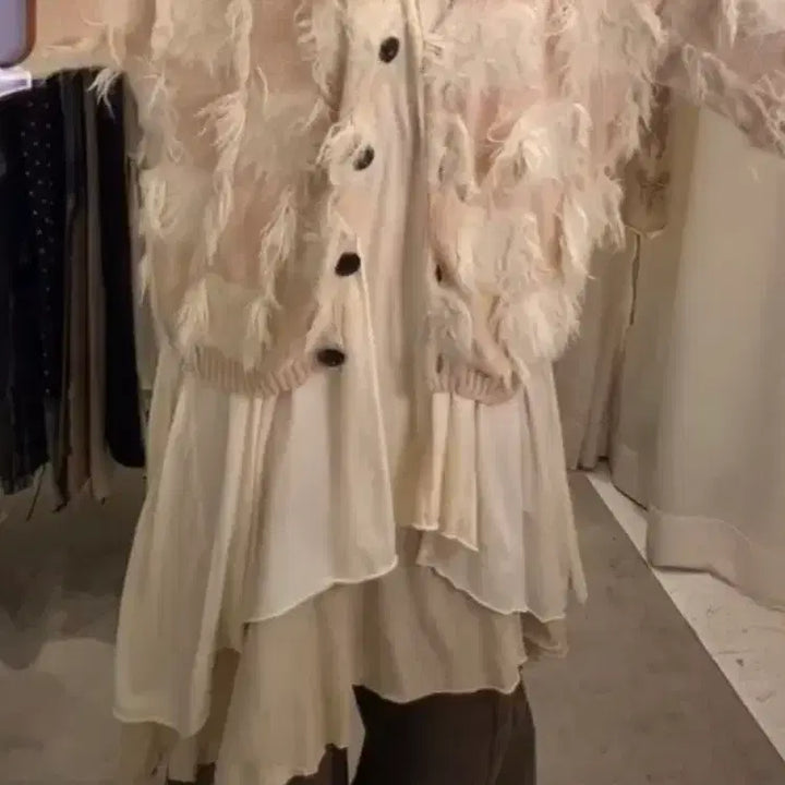 [BUNJANG] Wise Girl Fairy Beige Cardigan / 와이즈걸 페어리 베이지 가디건 얇음