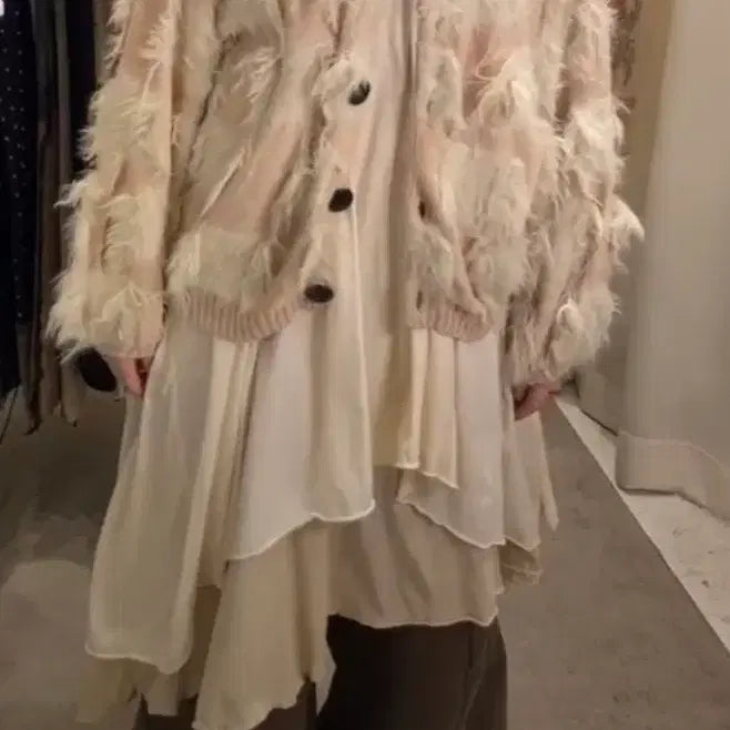 [BUNJANG] Wise Girl Fairy Beige Cardigan / 와이즈걸 페어리 베이지 가디건 얇음