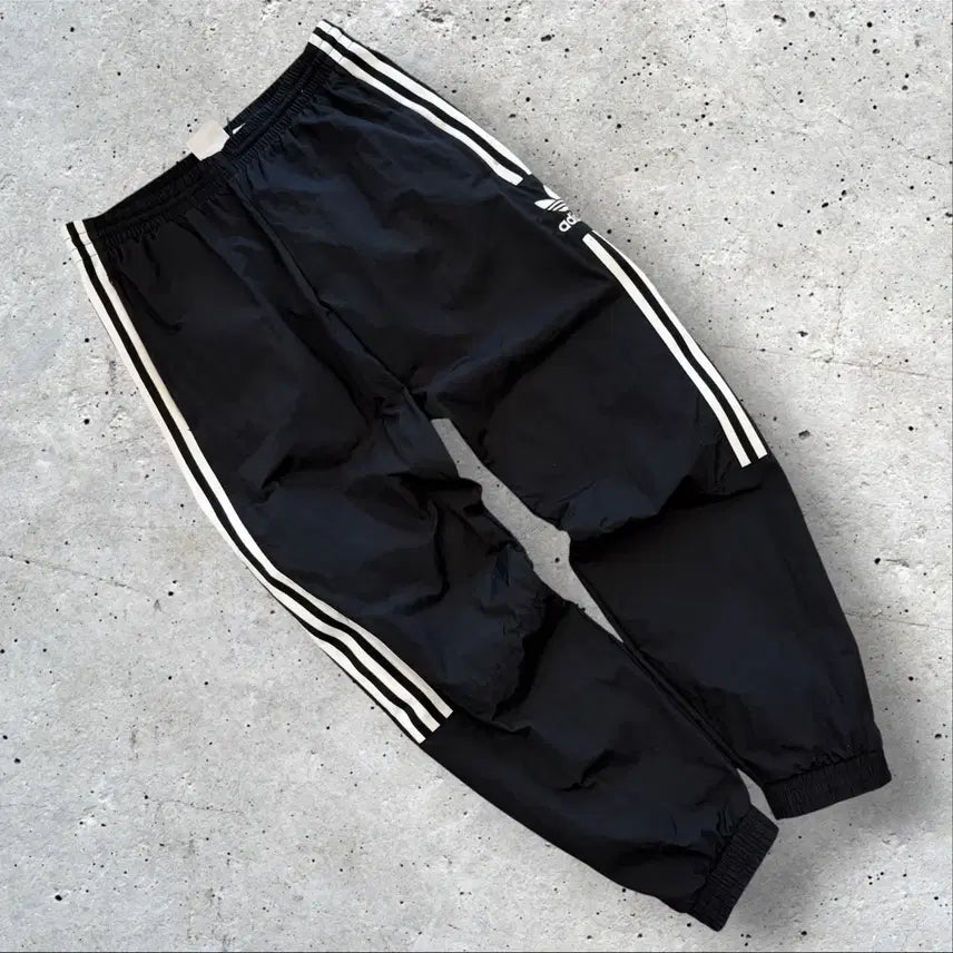 [BUNJANG] Adidas Lock Up Three-Stripe Training Pants Black / [L] 아디다스 락업 삼선 트레이닝 바지 팬츠 블랙 D727