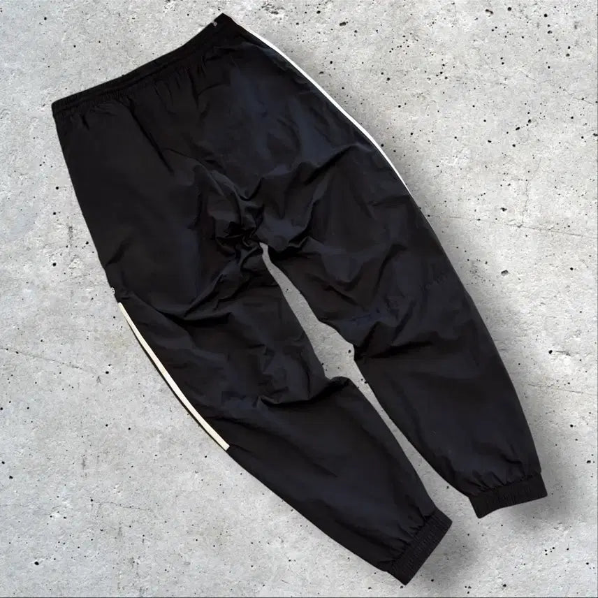 [BUNJANG] Adidas Lock Up Three-Stripe Training Pants Black / [L] 아디다스 락업 삼선 트레이닝 바지 팬츠 블랙 D727