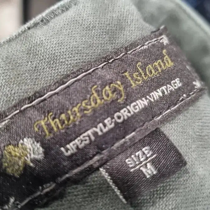 [SOLD OUT] Thursday Island) 허리31(단면39.5, 기장89) 면바지