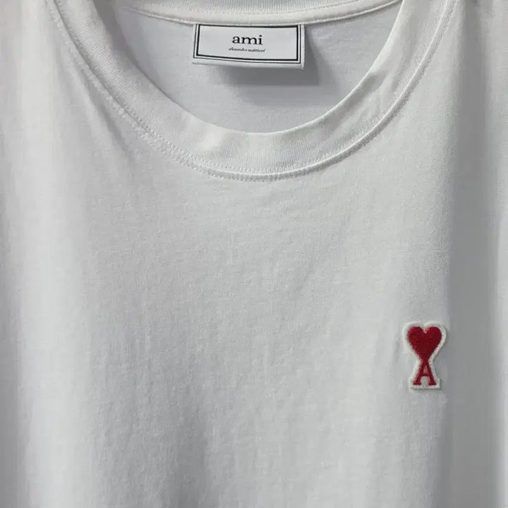 [BUNJANG] AMI Heart Logo White T-shirt / 아미AMI하트로고 반팔 티셔츠