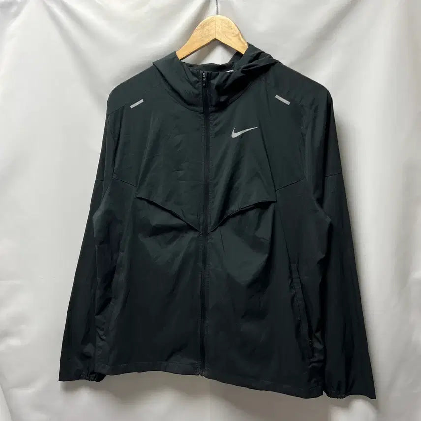 [SOLD OUT] [정품/L] 나이키 리펠UV 윈드러너 블랙 스우시 바람막이