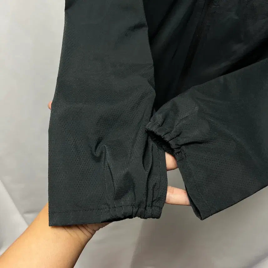 [SOLD OUT] [정품/L] 나이키 리펠UV 윈드러너 블랙 스우시 바람막이
