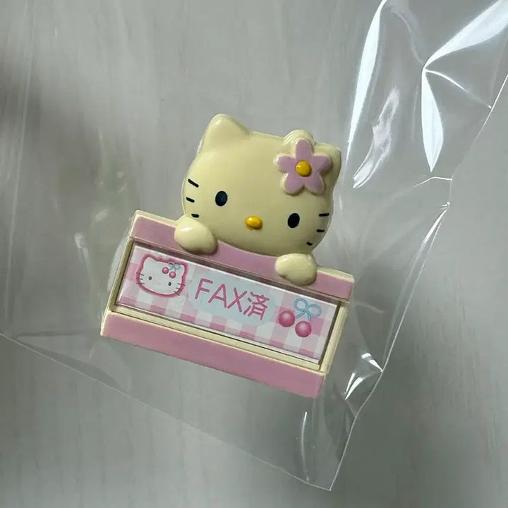 [BUNJANG] Classic Hello Kitty Clip Flower Kitty Tanning Kitty / 고전키티 클립 꽃키티 집게 카오하나 키티 태닝키티