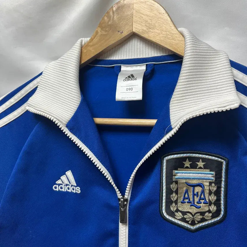 [SOLD OUT] [정품/90] 아디다스 아르헨티나 축구국대 블루화이트 삼선 트랙탑/져지