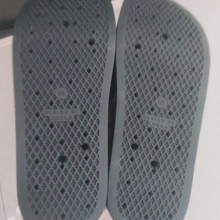 [BUNJANG] Black Quilted Slippers / 블랙 퀄팅 슬리퍼