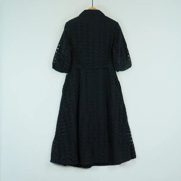 [BUNJANG] JW Lace Button-Up Dress / JW 펀칭 레이스 버튼업 원피스 55 블랙 반팔 원피스