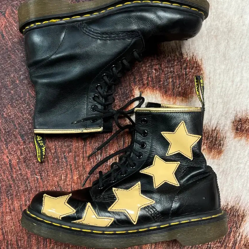 [BUNJANG] Dr. Martens Stella 8-Hole Vintage Boots / [240] DR MARTENS 닥터마틴 스텔라 8홀 빈티지 워커