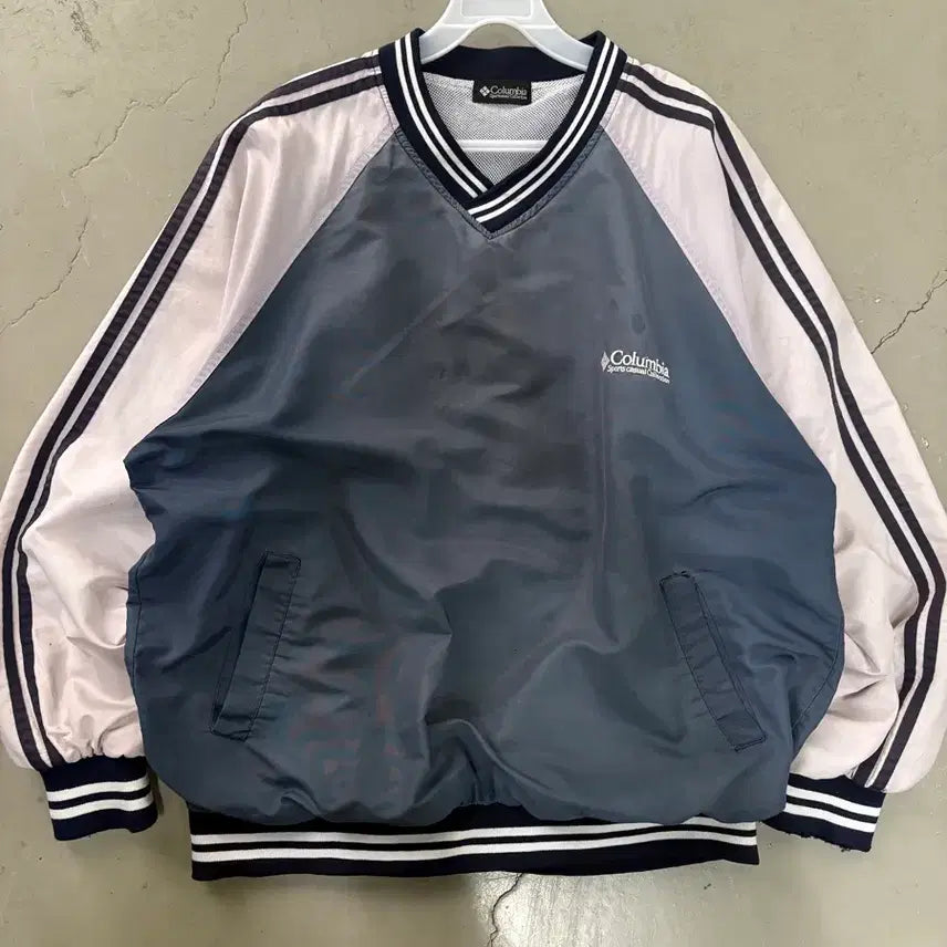 [SOLD OUT] 만원샵 컬럼비아 재팬 로고 웜업 M