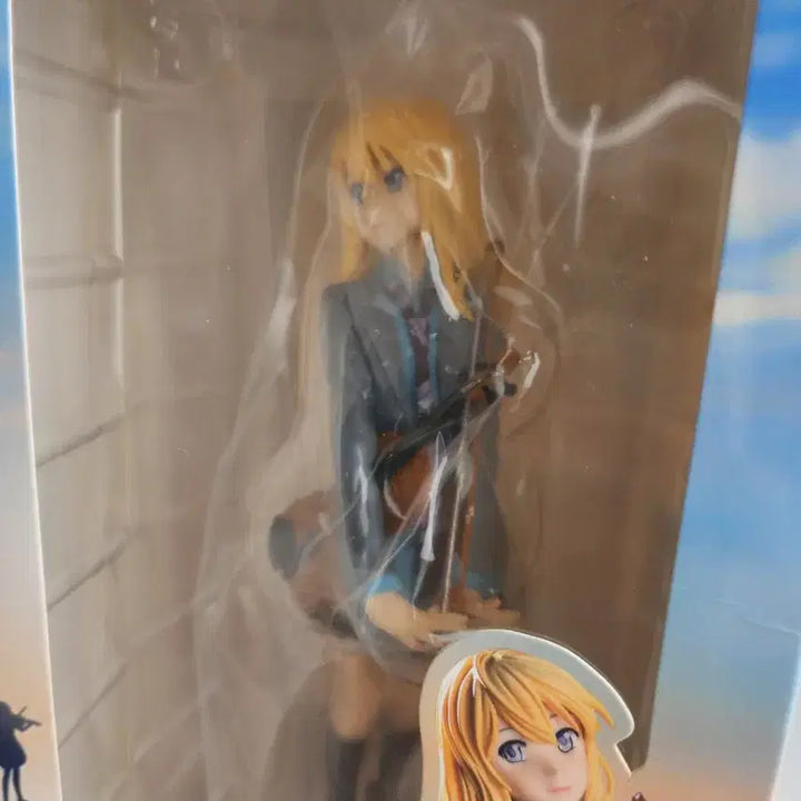 [BUNJANG] Your Lie in April Kaori Miyazono Violin Figure / 4월의 거짓말 카오리 미야노조 바이올린 피규어