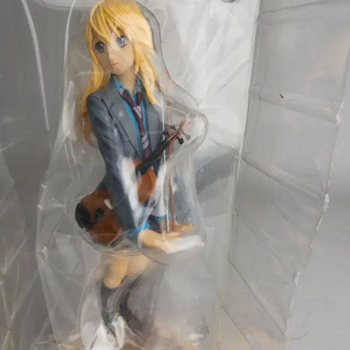 [BUNJANG] Your Lie in April Kaori Miyazono Violin Figure / 4월의 거짓말 카오리 미야노조 바이올린 피규어