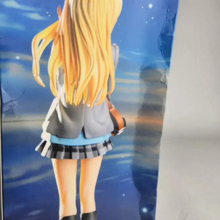 [BUNJANG] Your Lie in April Kaori Miyazono Violin Figure / 4월의 거짓말 카오리 미야노조 바이올린 피규어