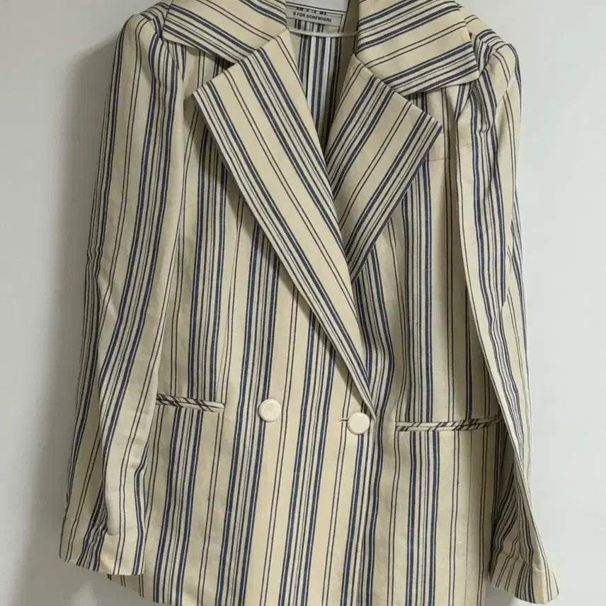 [BUNJANG] Ivory Striped Jacket / 잉크 스트라이프 아이보리자켓