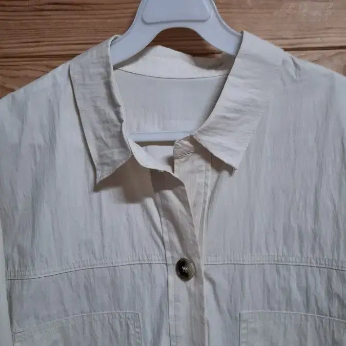 [SOLD OUT] 더 앳지 셔츠형 바스락 자켓