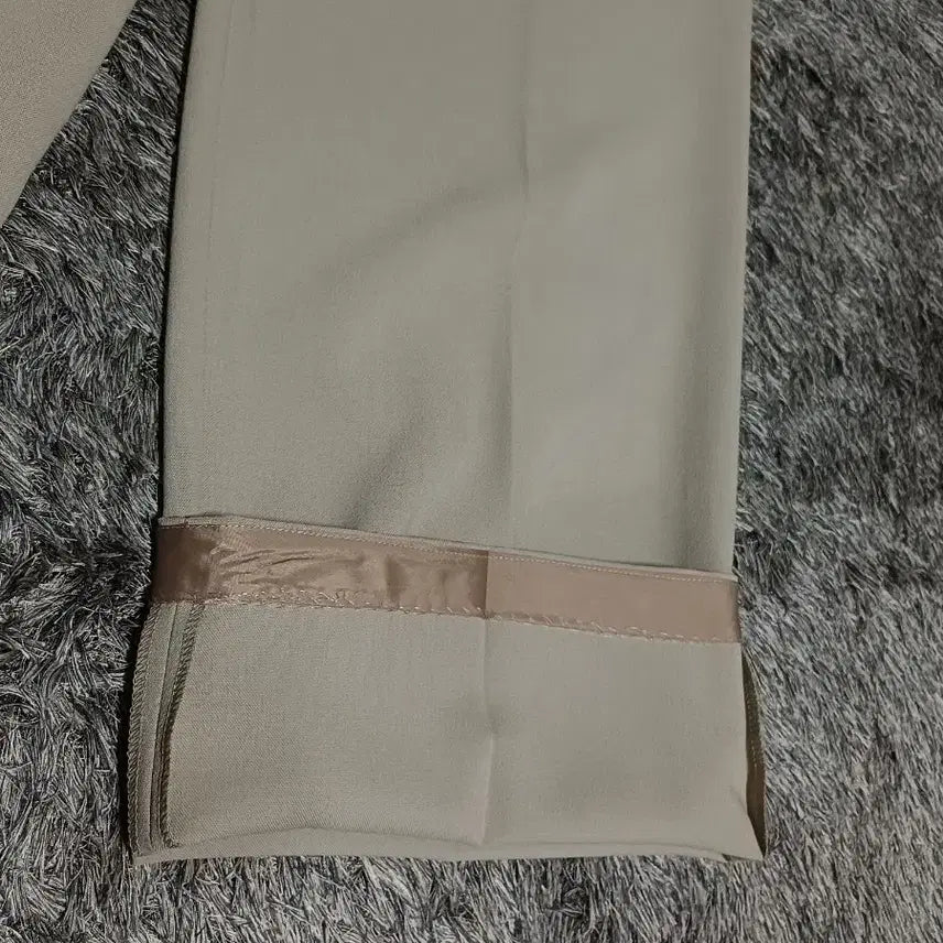 [BUNJANG] JJ JIGOTT Two-Tuck Wide Pants / jj ro 제이제이 지고트 투턱 와이드 팬츠 25 여성