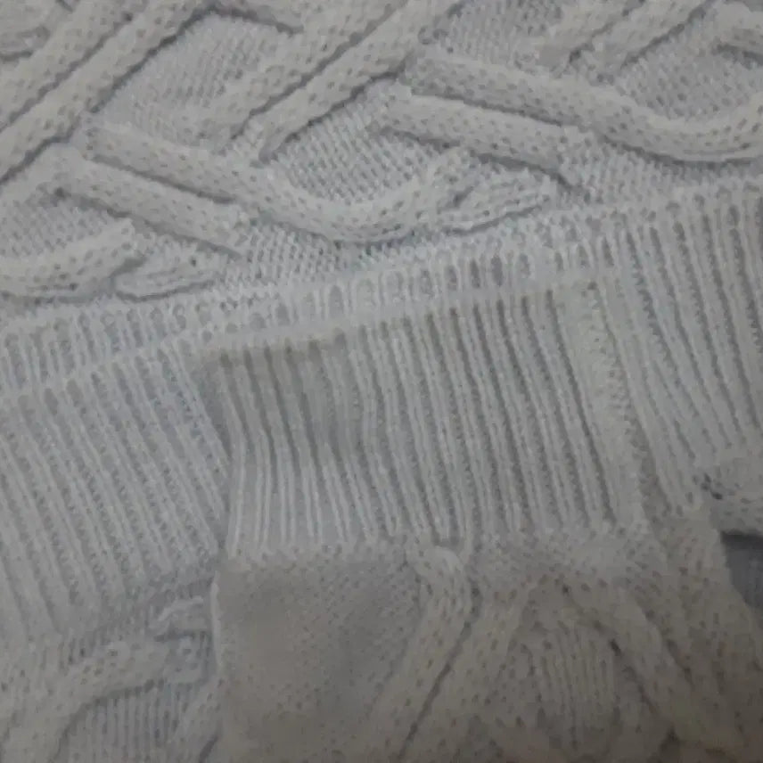 [BUNJANG] Kkwabaegi Knit Pocket Cardigan - Light Purple / 꽈배기 짜임 포켓 가디건 연보라색