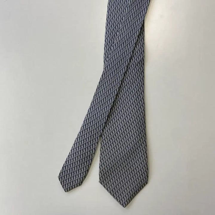 [SOLD OUT] YSL 입생로랑  명품 정품 모노그램 넥타이