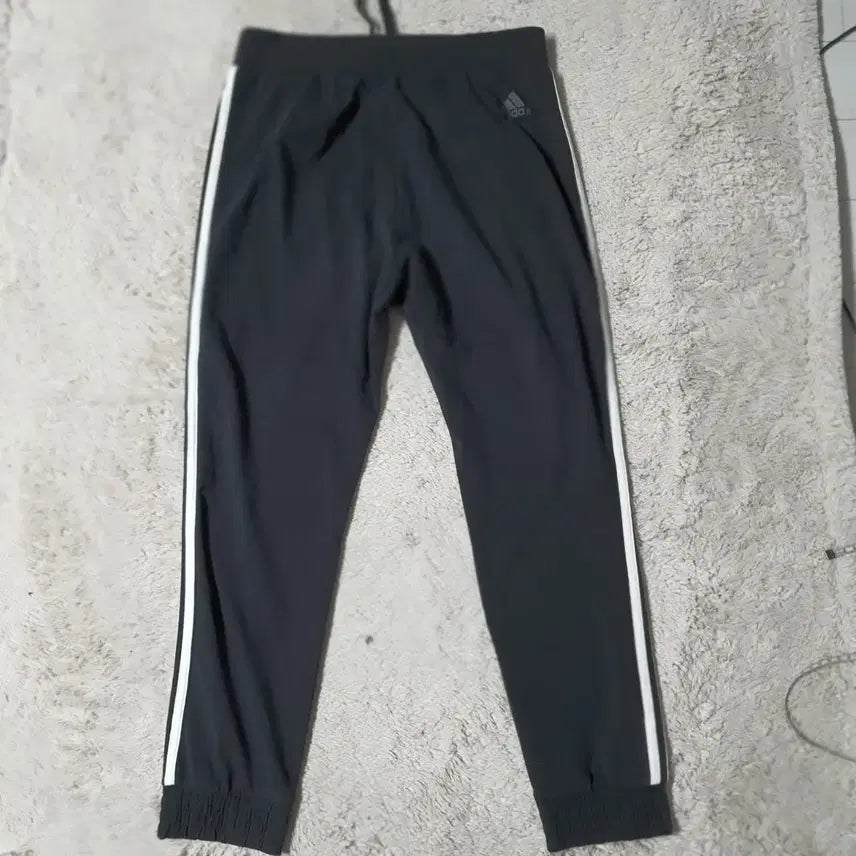 [BUNJANG] Adidas Jogger Pants S / 아디다스 조거팬츠 S  (35