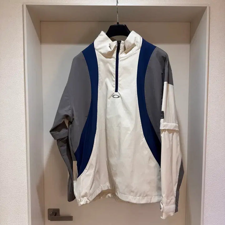 [BUNJANG] Oakley Training Anorak (L) - Cream / L) 오클리 트레이닝 아노락