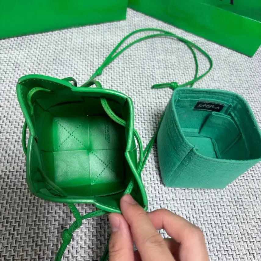 [BUNJANG] Bottega Veneta Cassette Bucket Bag - Green / [ A급 / 미니 ] 보테가베네타 카세트 버킷백 그린