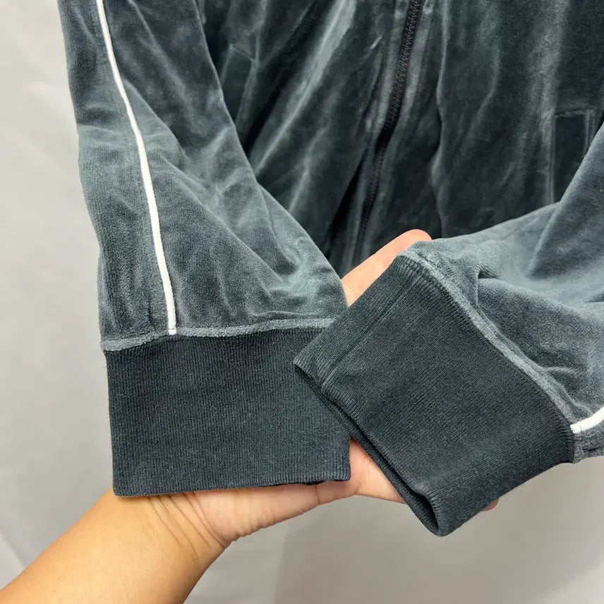 [SOLD OUT] [정품/M] 나이키 스우시 벨루아 벨벳 사이드라인 차콜 트랙탑/져지