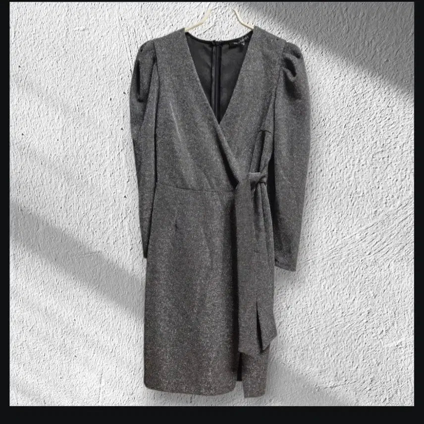 [BUNJANG] Sparkling Silver &amp; Black Wrap Dress / 반짝이는 펄 원단의 섹시한 원피스