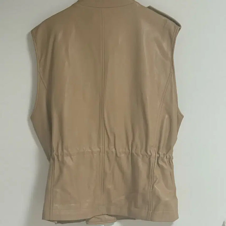 [BUNJANG] Beige Faux Leather Vest / 베이지색 가죽 조끼 베스트 새상품