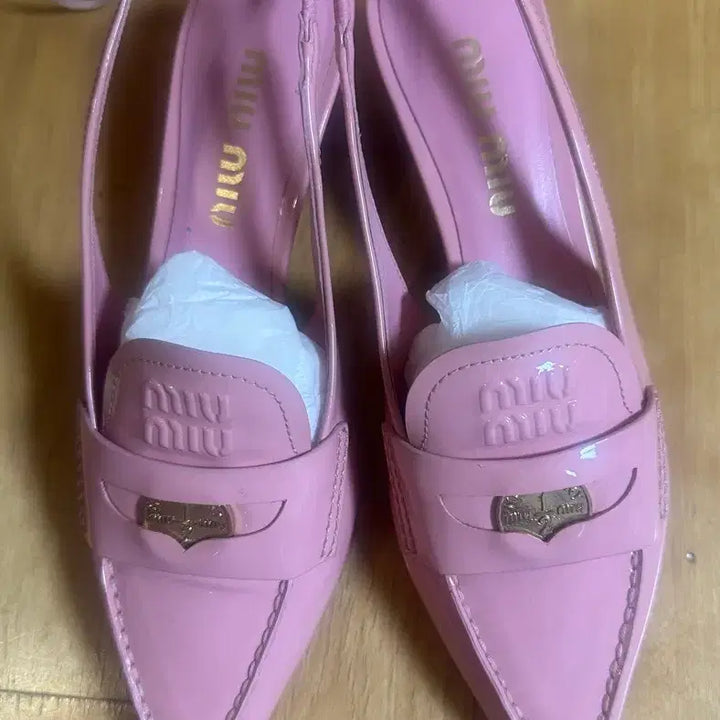 [BUNJANG] Miu Miu Penny Slingback (Size 37) / (정품) 미우미우 페니 슬링백 (37)