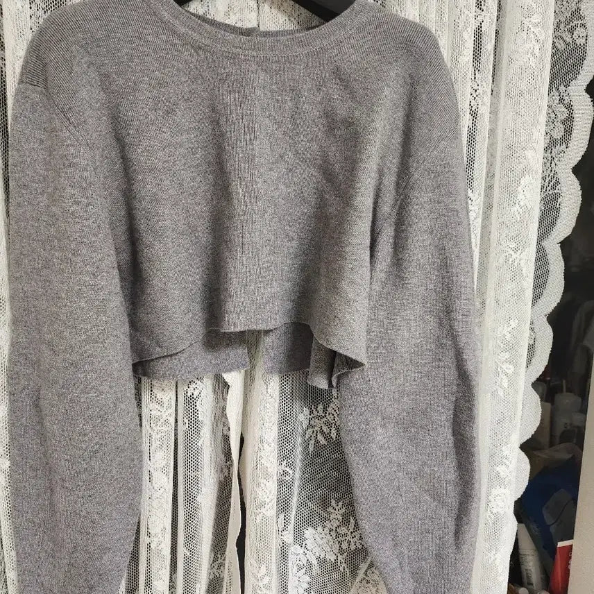 [BUNJANG] Gray Crop Long Sleeve Knit Top / 회색 크롭 긴팔 니트