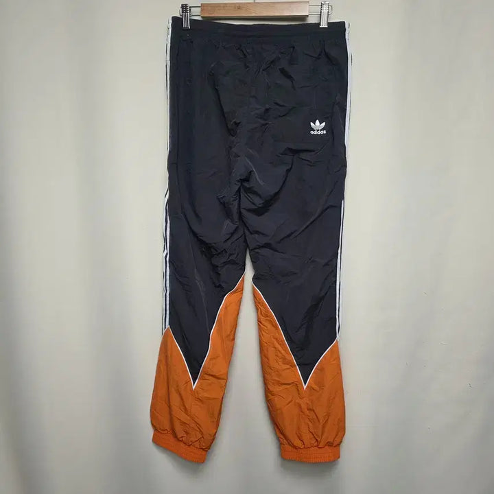 [SOLD OUT] [ADIDAS] 남성 빅트레포일 우븐 트랙팬츠 2XL