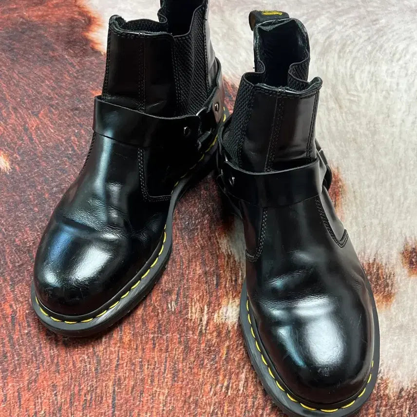 [BUNJANG] Dr. Martens Wincox Harness Motorcycle Chelsea Boots (Black) / [260] 닥터마틴 wincox 윈콕 하네스 모터사이클 첼시부츠 블랙