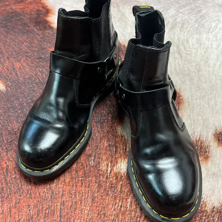 [BUNJANG] Dr. Martens Wincox Harness Motorcycle Chelsea Boots (Black) / [260] 닥터마틴 wincox 윈콕 하네스 모터사이클 첼시부츠 블랙