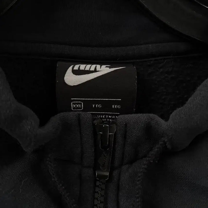 [SOLD OUT] 만원샵 나이키 퓨츄라 후드집업 XXL