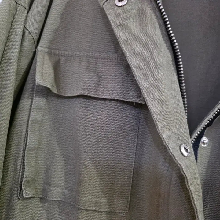 [SOLD OUT] 봄 요즘유행하는  여름  면  야상자켓   깨끗해요 가슴단면64