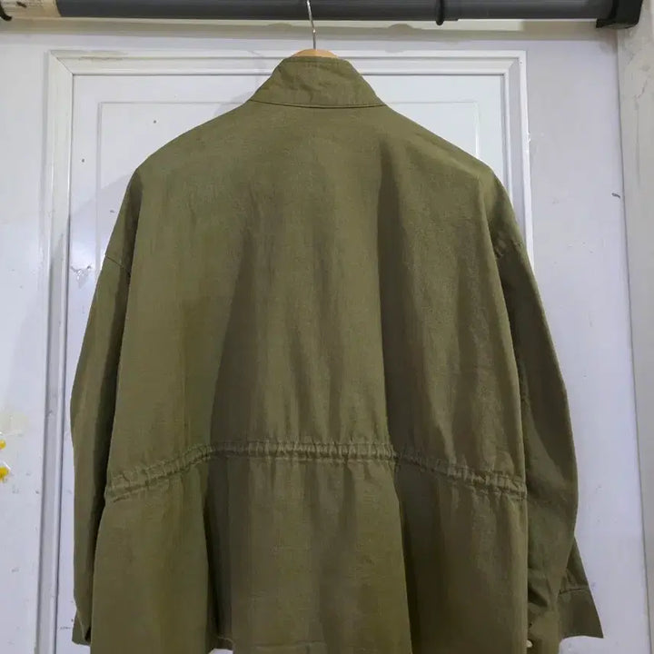 [SOLD OUT] 봄 요즘유행하는  여름  면  야상자켓   깨끗해요 가슴단면64