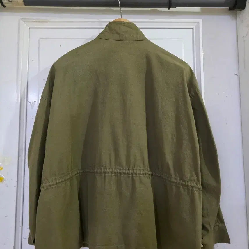 [SOLD OUT] 봄 요즘유행하는  여름  면  야상자켓   깨끗해요 가슴단면64