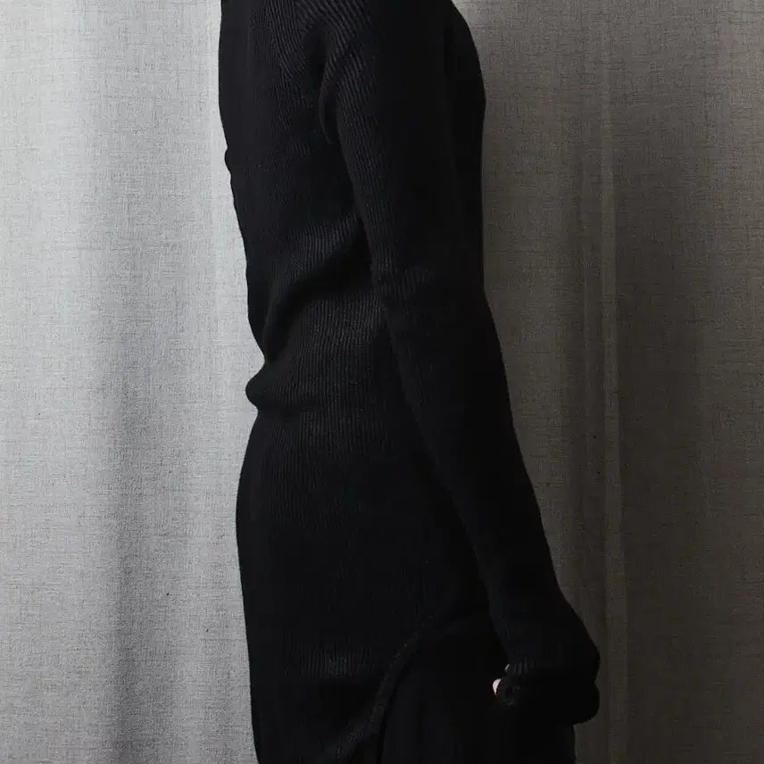 [BUNJANG] Julius FW2024 Coated Wool Knit Top / Julius FW2024 코팅 울 니트 탑