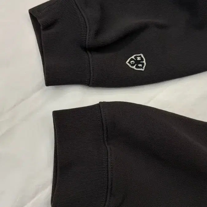[BUNJANG] Heritage Floss Crest Hoodie / 헤리티지 플로스 크레스트 후드