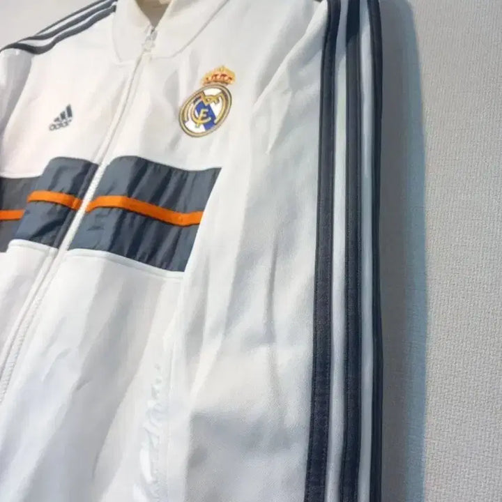 [BUNJANG] Adidas Real Madrid White Gray Track Top Jersey / 아디다스 레알마드리드 화이트 그레이 트랙탑 저지 져지집업 95/M