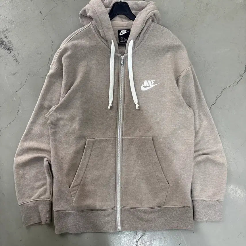 [SOLD OUT] 만원샵 나이키 퓨츄라 후드집업 L