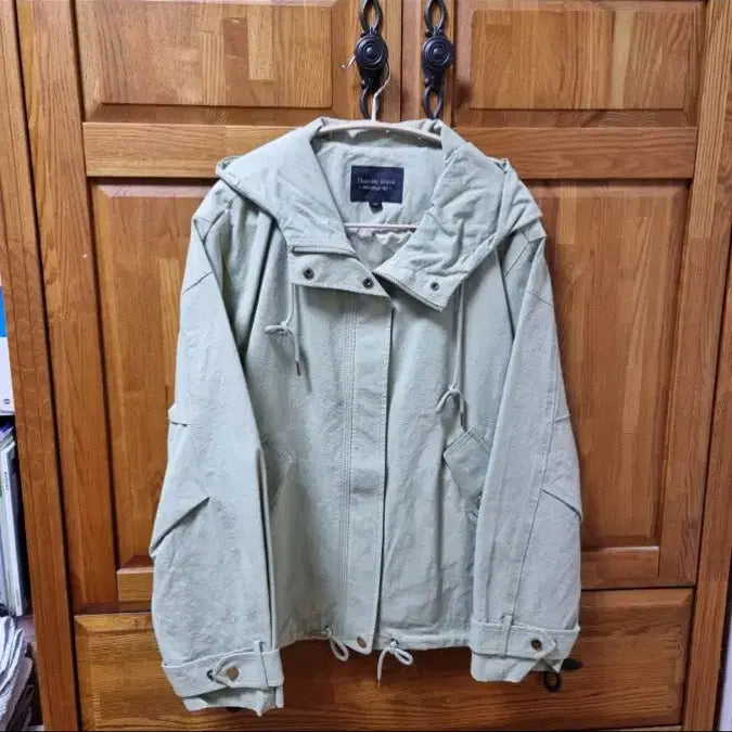 [SOLD OUT] 써스데이아일랜드 미수아바흐브 콜라보 야 상 점퍼