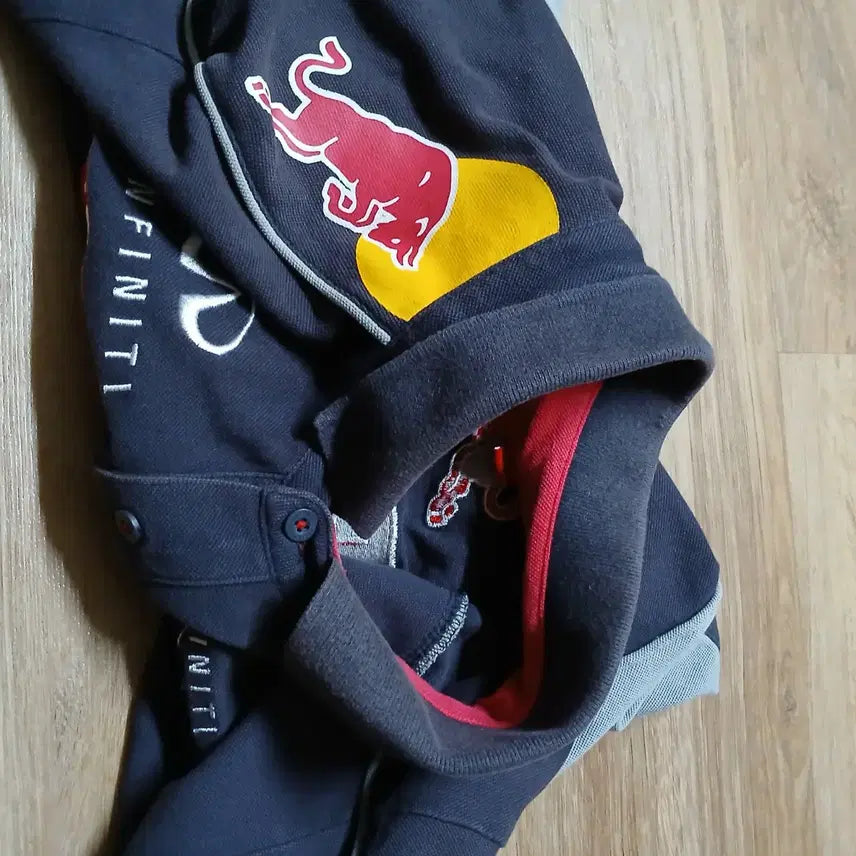 [SOLD OUT] 페페진스 레이싱 레드불 반팔 카라티 스트릿 빈티지 남녀공용