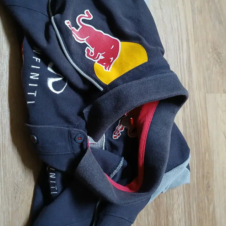 [SOLD OUT] 페페진스 레이싱 레드불 반팔 카라티 스트릿 빈티지 남녀공용