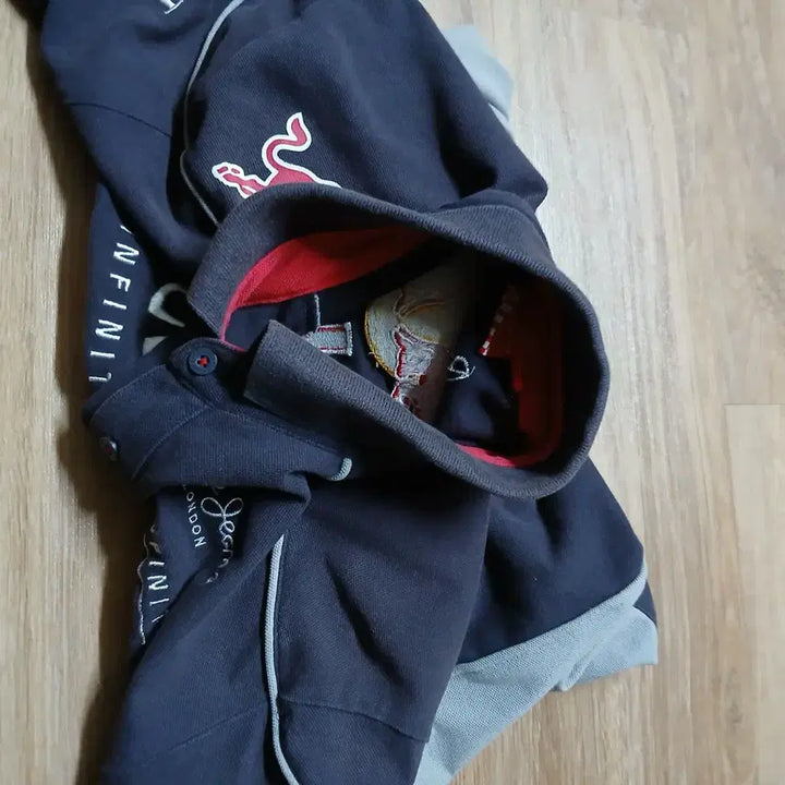 [SOLD OUT] 페페진스 레이싱 레드불 반팔 카라티 스트릿 빈티지 남녀공용